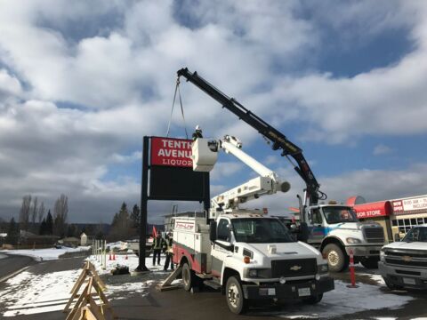 Commercial Sign Installation, photo 3
